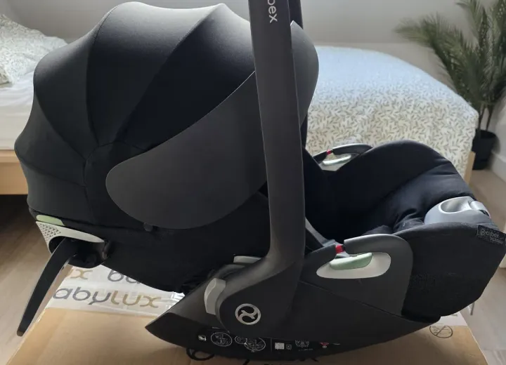 Cybex Cloud T i-Size Sepia Black - Veilig autostoeltje voor pasgeborenen, ligvlakfunctie + zomerhoes